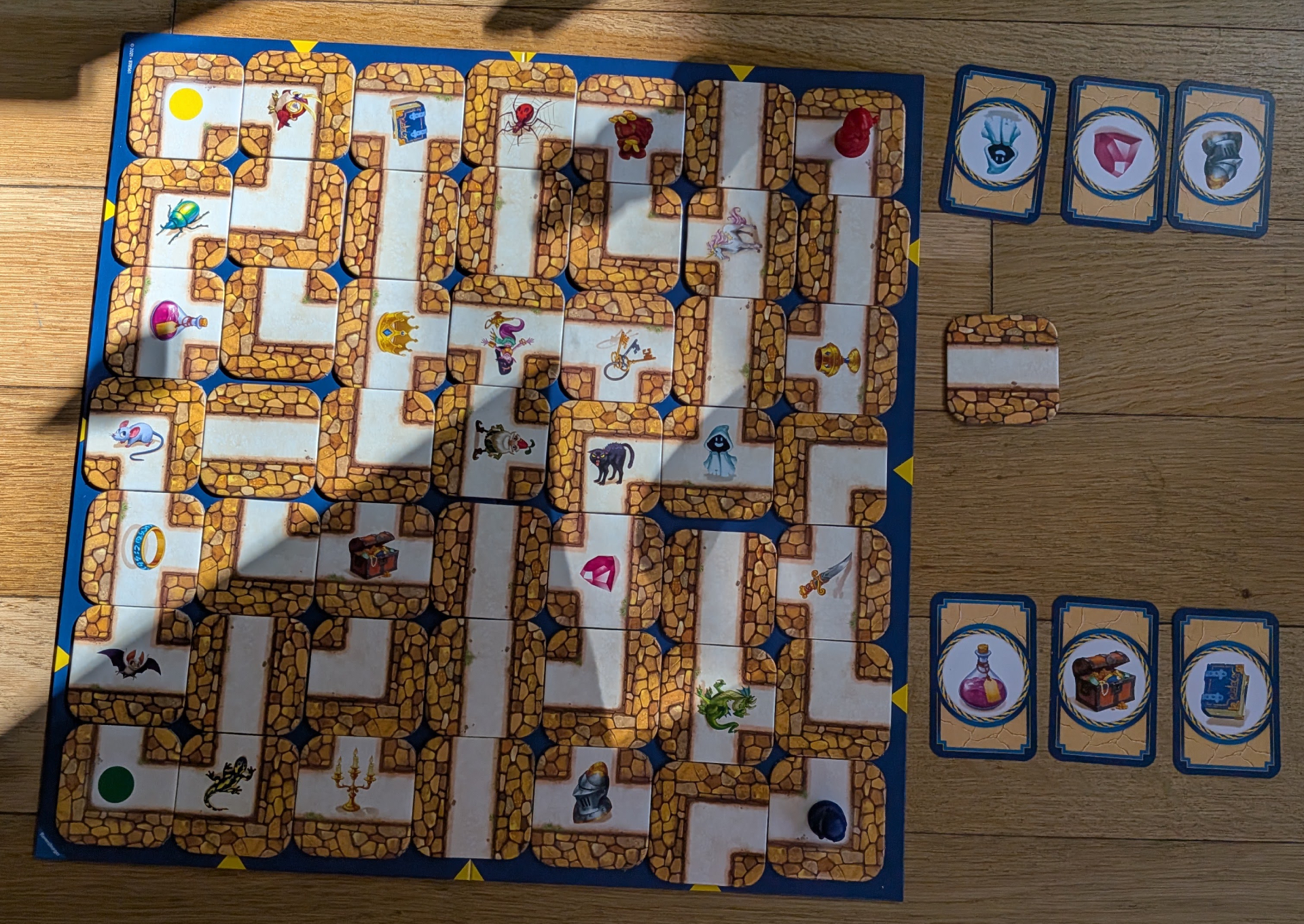 Labyrinthe plateau cartes