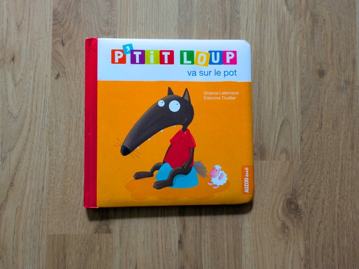 P'tit Loup va sur le pot de Orianne Lallemand et Éléonore Thuillier