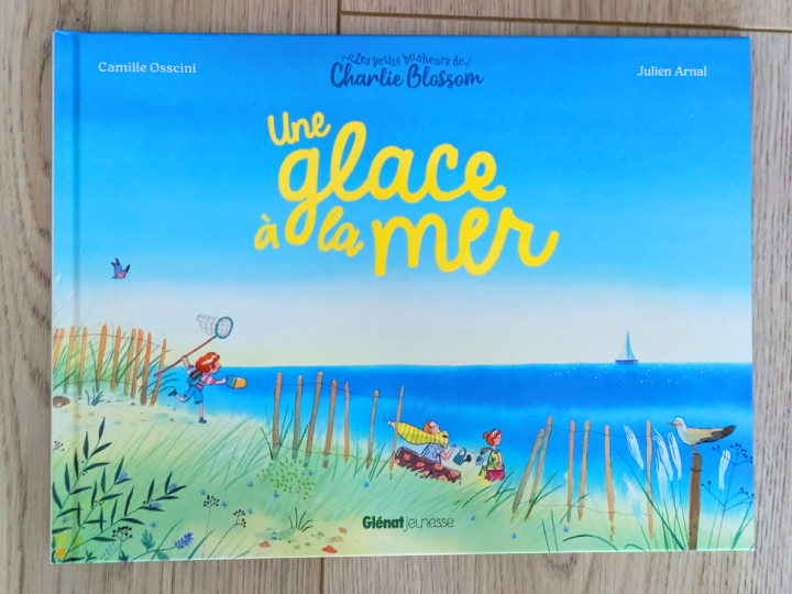 Une glace à la mer de Camille Osscini et Julien Arnal.